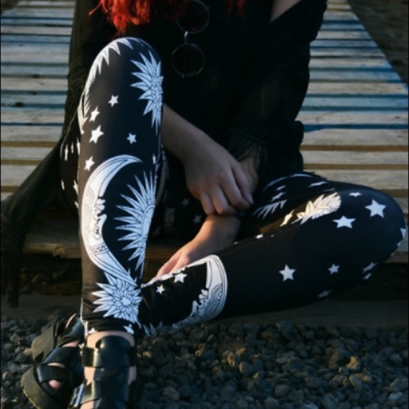 Celestial Sun Moon Leggings - Picture 6 of 6